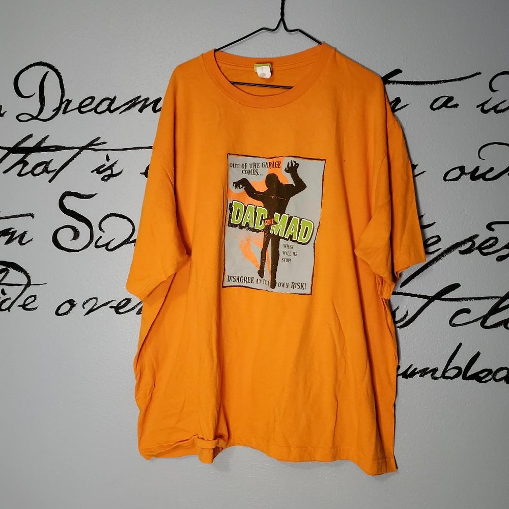 Men’s Out Of The Garage Comes DAD GONE MAD Orange Tee, XXL